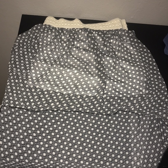 6 pairs of skirts (3 pairs have tags) - Picture 2 of 8